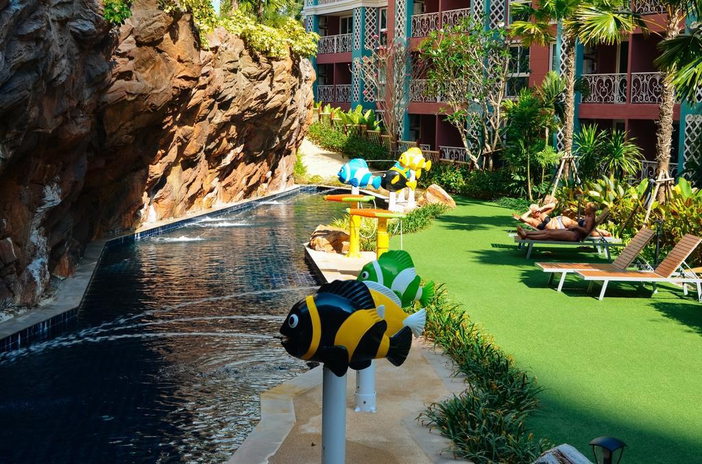 Grand Caribbean Resort Jomtian Pattaya Extérieur photo