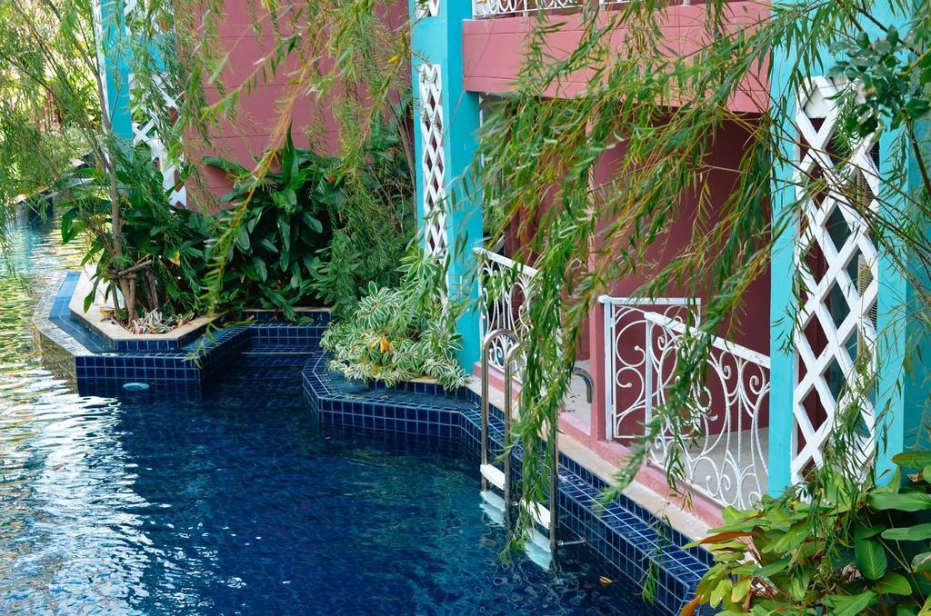 Grand Caribbean Resort Jomtian Pattaya Extérieur photo